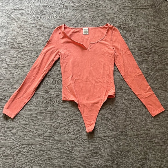 Victoria’s Secret PINK Bodysuit - Picture 1 of 2